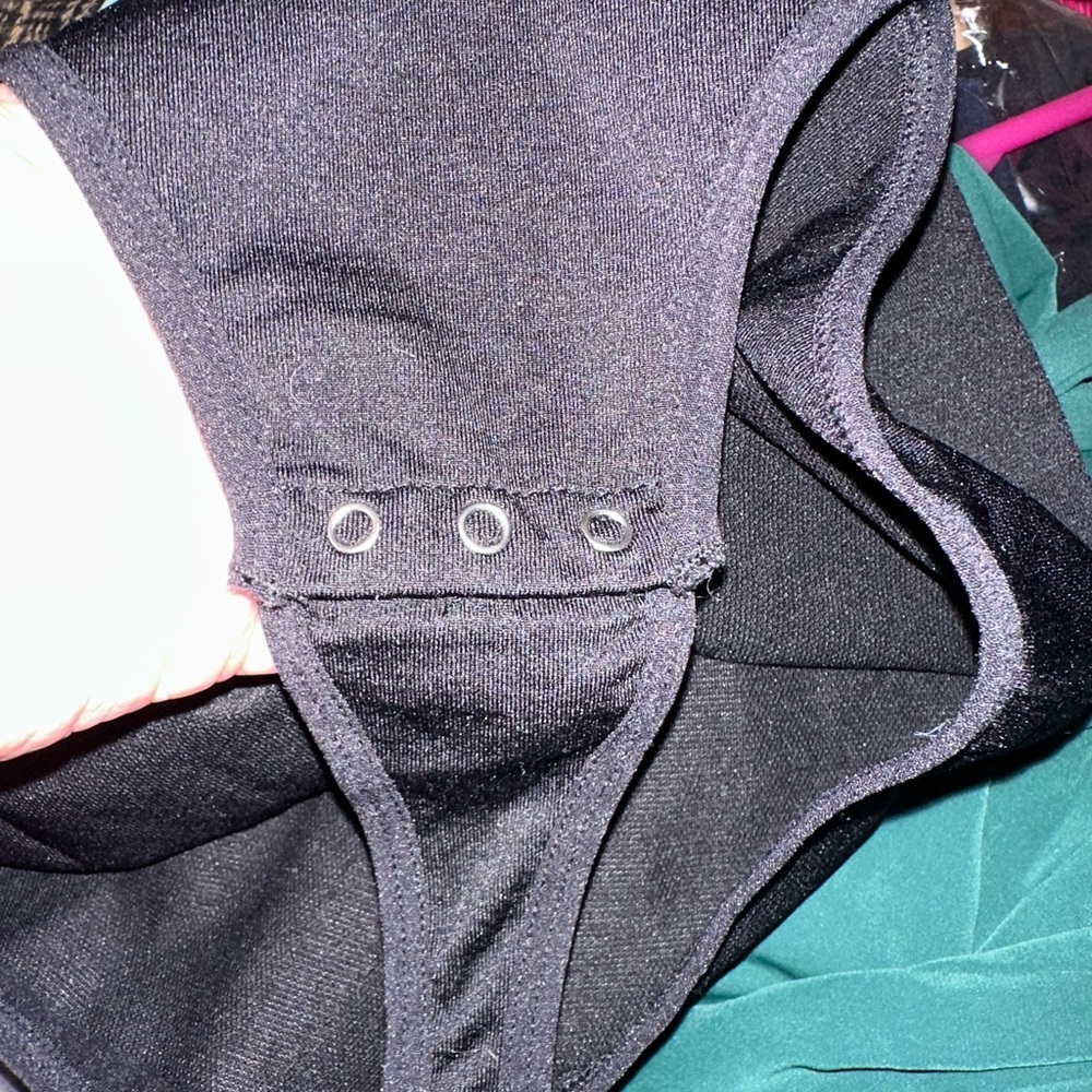 Elegant Black Women's Bodysuit - Picture 2 of 3